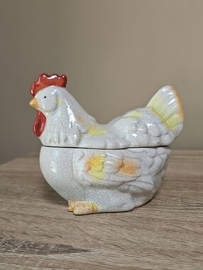 Creative Co-Op White Ceramic Hen Trinket Box with Yellow & Orange Accents